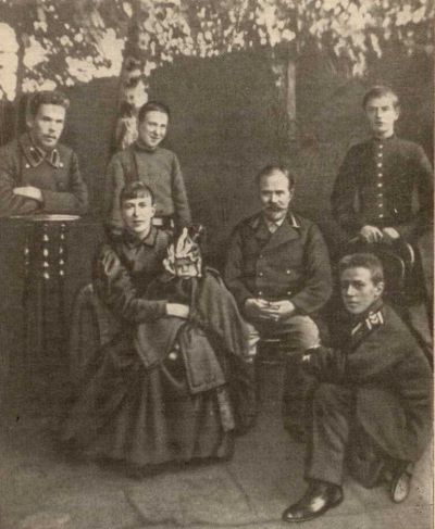 Семья Вологдиных